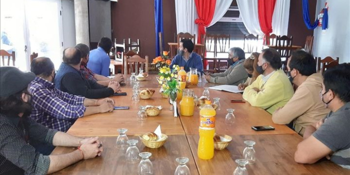 Reunión clave entre los comerciantes de Güemes y el municipio