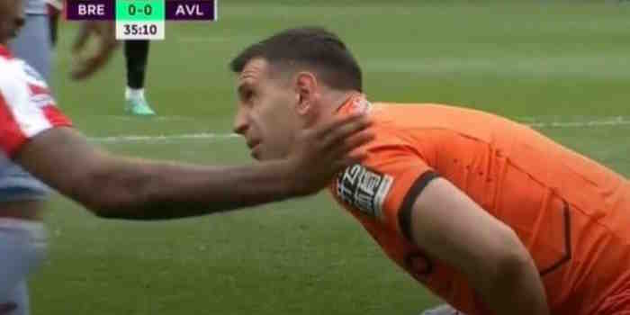 Alarma en Aston Villa: el Dibu Martínez salió lesionado