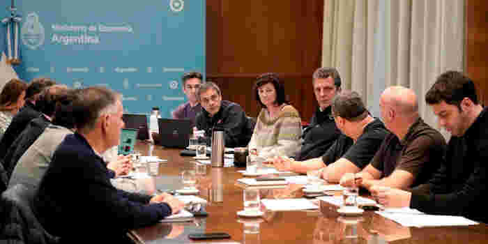 Massa encabezó una reunión para analizar medidas que se anunciarán desde hoy