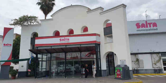 La convocatoria está destinada a ingenieros civiles, ingenieros en construcción e ingenieros eléctricos, para desempeñarse en diferentes áreas de Servicios Públicos, Ambiente y Obras Públicas, entre otros.