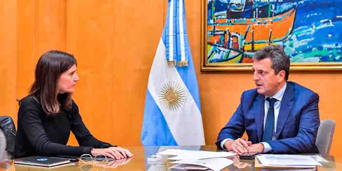 Massa anunció créditos para jubilados de hasta $400.000 en 48 cuotas