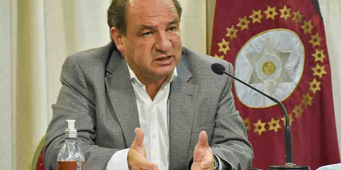 El Ministro Villada confirmó que el Poder Ejecutivo vetará la Ley para regular el uso de redes sociales si es aprobada