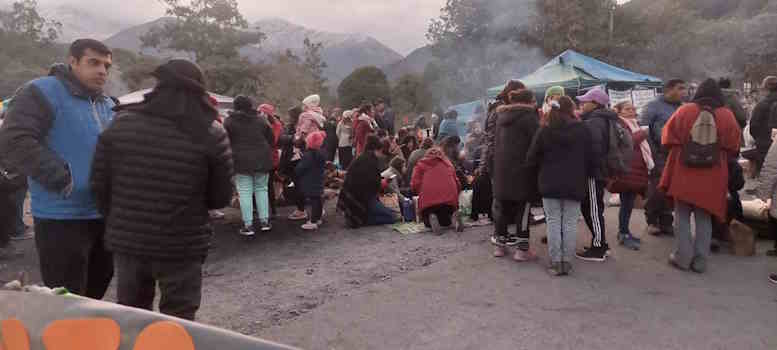 Dr. Sergio Herrera asesora a autoconvocados en Ruta Nacional 51