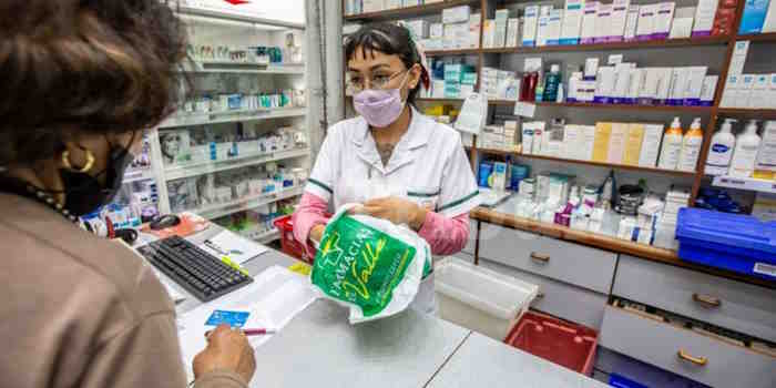 Enfermarse, cada vez más caro: fuerte suba en remedios y atención médica