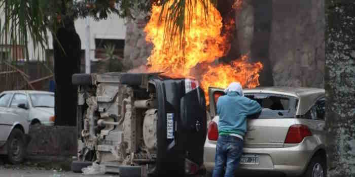 Morales vuelve a culpar a Cristina y a Alberto y muestra chats de gente "pagada"