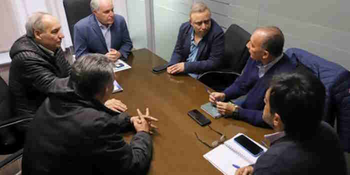 Mañana continuarán las paritarias con la Intergremial docente