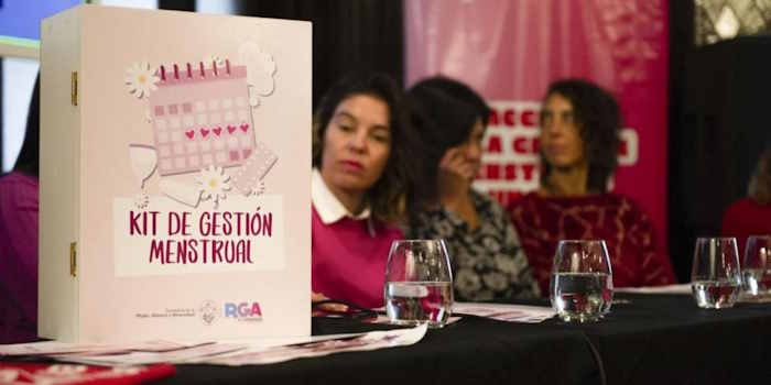 Cruces políticos por el programa MenstruAR contra la desigualdad
