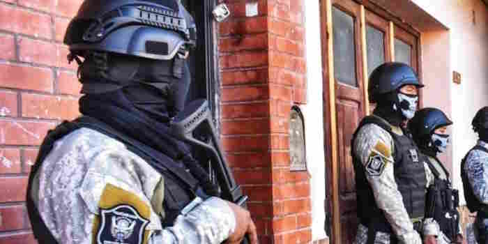 Narcomenudeo en Villa Cristina: imputaron a una mujer por tráfico de cocaína y posesión de armas de fuego