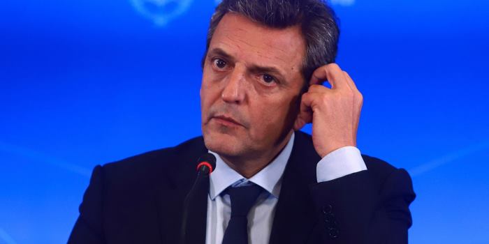 Diez pifies de Sergio Massa en su paso del humo a la realidad