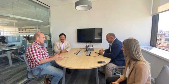 Cabra Corral y Centro de Convenciones de Cafayate: Sáenz y autoridades del BID acordaron el financiamiento de las obras.