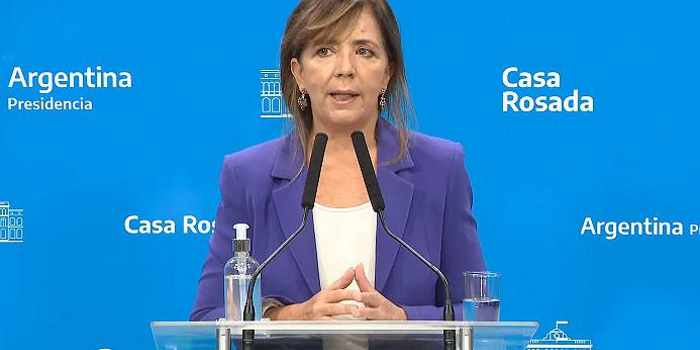 “El Presidente volvió a la Argentina”, dijo Cerruti tras el viaje de Fernández a Jujuy