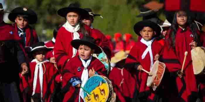 Más de 7 mil gauchos desfilaron en honor a Güemes, a 201 años de su muerte