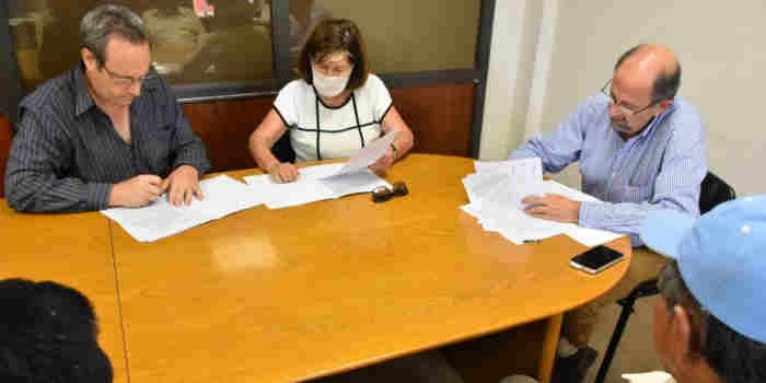 El ministro Camacho firmó un convenio marco con Fundapaz.