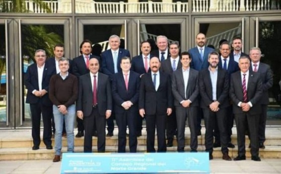 Sáenz comienza la misión a EEUU junto a los gobernadores del Norte Grande,