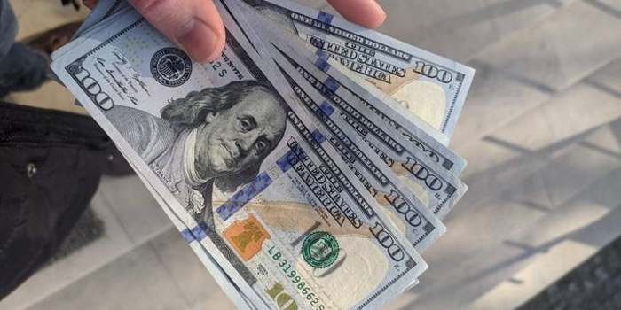 El dólar blue subió a $232 y ya aumentó más de 12% en el mes