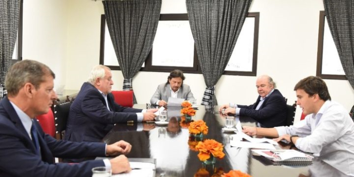 Habrá multas y secuestrarán los autos a quienes incumplan el aislamiento obligatorio