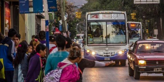 Amenaza desactivada: mañana habrá colectivos