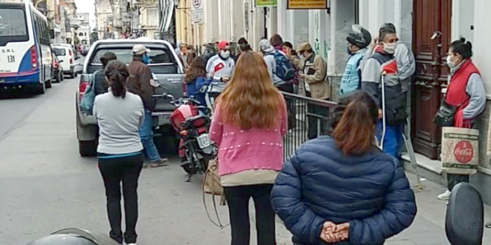 Rapipago y Pago Fácil atenderán según la terminación del DNI