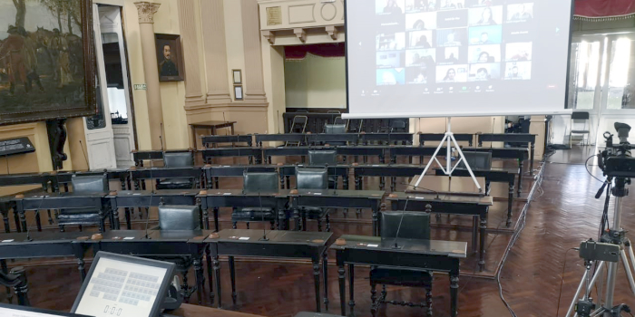 Insólito: Diputados arrancó la sesión con votos negativos hacia la versión taquigráfica