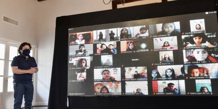 Por el Día del Niño, chicos de los municipios de Salta compartieron sus mensajes con el Gobernador