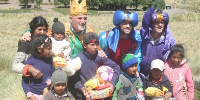 “Chifri”, el otro rey mago que llegó a los chicos de la quebrada