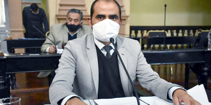 El Senador de Cafayate admite la posible disgregación política de la UCR