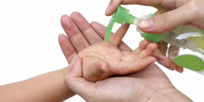 Prorrogan la retracción de los precios del alcohol en gel al 15 de febrero