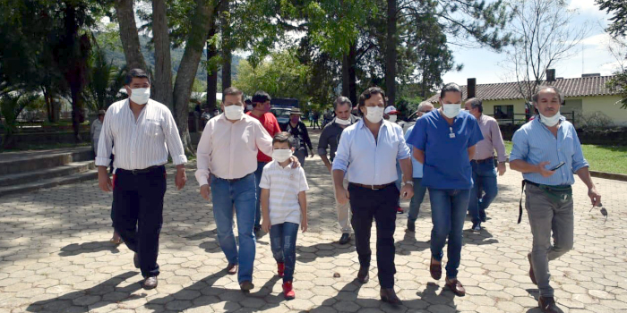 anunció que desde el jueves recibirá asistencia vía terrestre