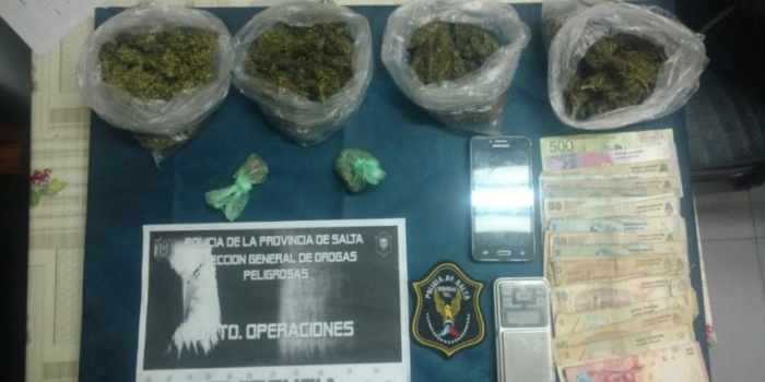 Un ciclista fue aprendido con 400 dosis de marihuana