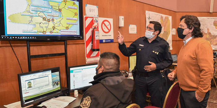El gobernador recorrió la Central Operativa de Control y Seguimiento del COVID-19