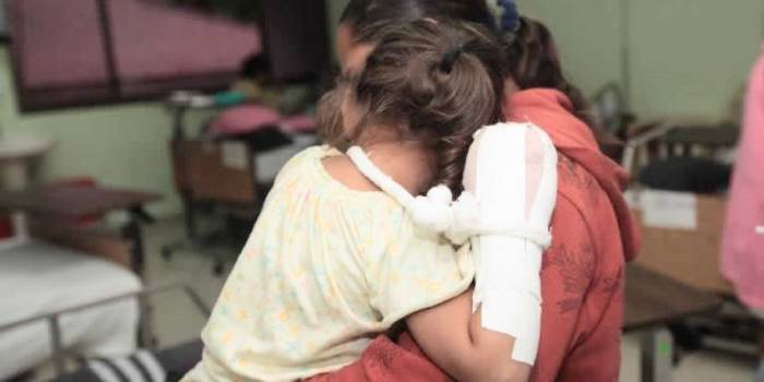 Se recomendó a los padres prohibir a los niños la utilización de juegos de pirotecnia para evitar lesiones mayores en las fiestas de fin de año.