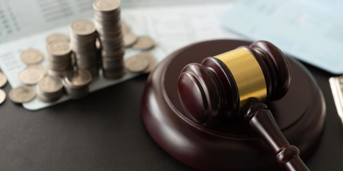 El secretario privado de un intendente cobraba planes sociales de terceros