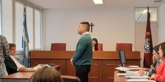 Juzgan al hombre que hirió de muerte a un perro callejero