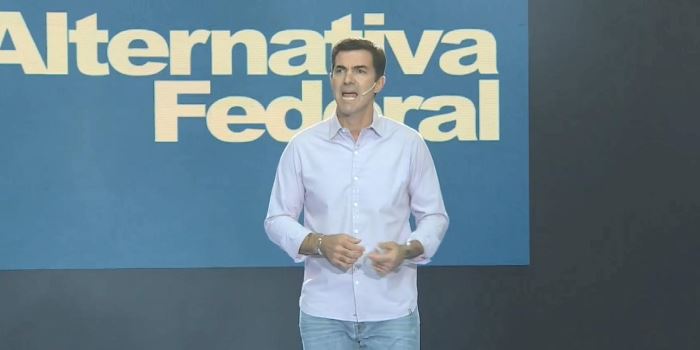 Urtubey: "Ni Macri, ni Cristina, acá hay alternativa"